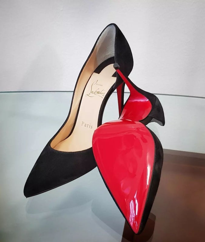 Louboutin punaiset pohjaukset
