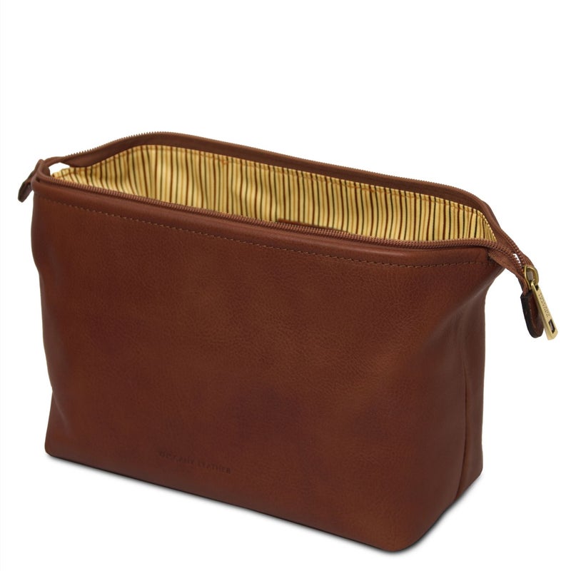 Tuscany Leather Smarty ruskea nahkainen pieni toilettilaukku